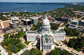 ISMB 2022: Madison, Wisconsin, July 10-14, 2022 ISMB 2022: Madison, Wisconsin, July 10-14, 2022