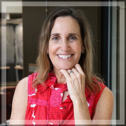 Bonnie Berger, MIT, winner of the ISCB Accomplishments by a Senior Scientist Award Bonnie Berger, MIT, winner of the ISCB Accomplishments by a Senior Scientist Award